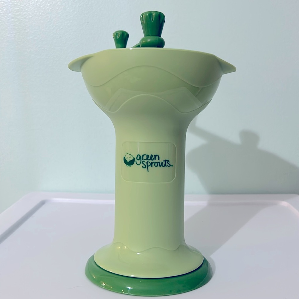 NWOB Green Sprouts Food Mill